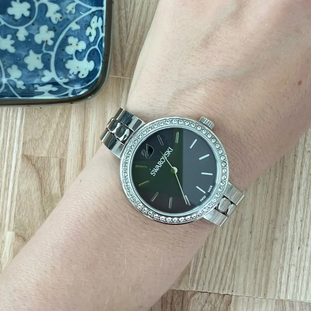 Swarovski ladies stainless steel charcoal gray dial dress watch NEW BATTERY
